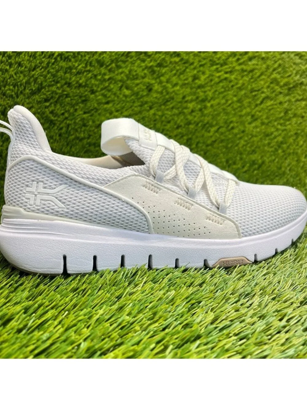 Kuru Flex Womens Size 8.5 White Athletic Running Walking Slip-On Shoes Sneakers
